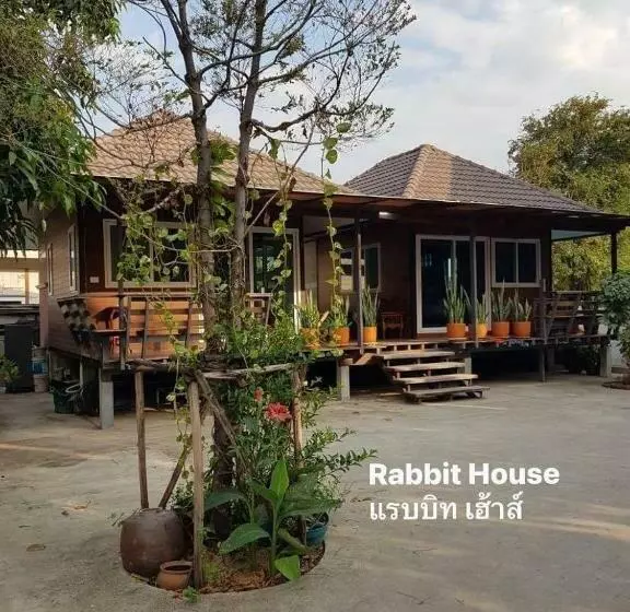ベッドアンドブレックファースト Rabbit House