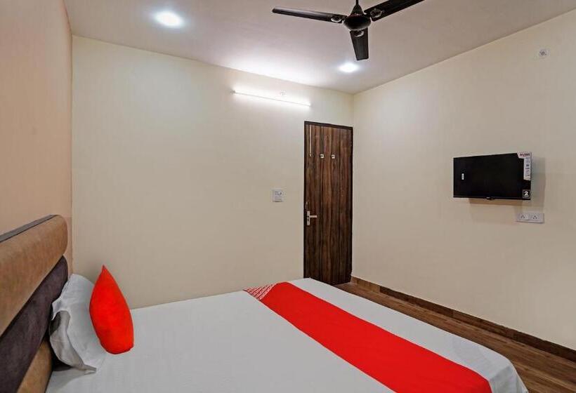 Oyo Flagship Hotel Lotus Highway Inn