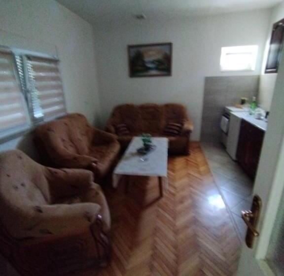 پانسیون Apartman Milicevic