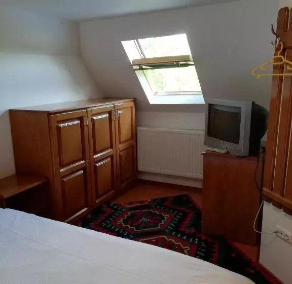 Majatalo Casa De Vacanta Padis