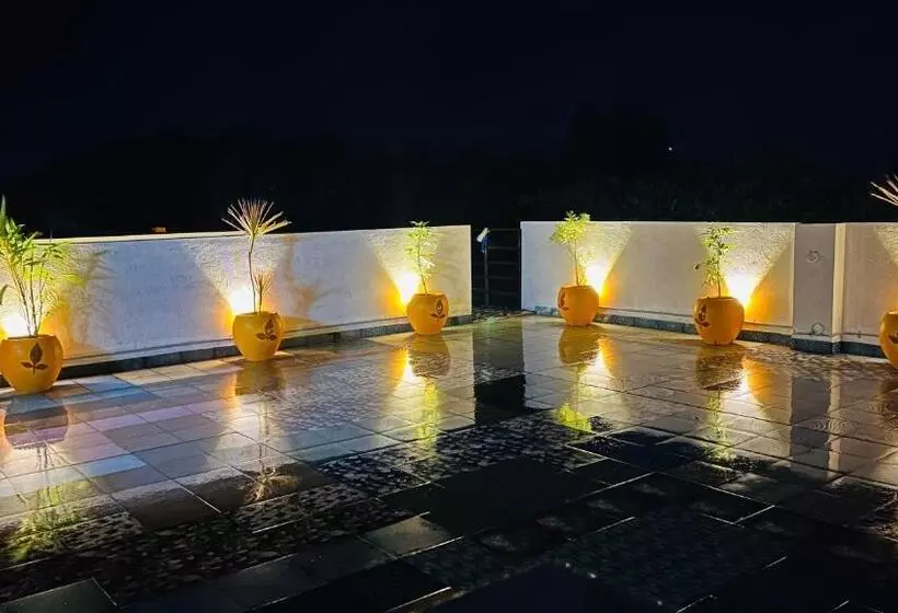 Majatalo Eden Beach Resort