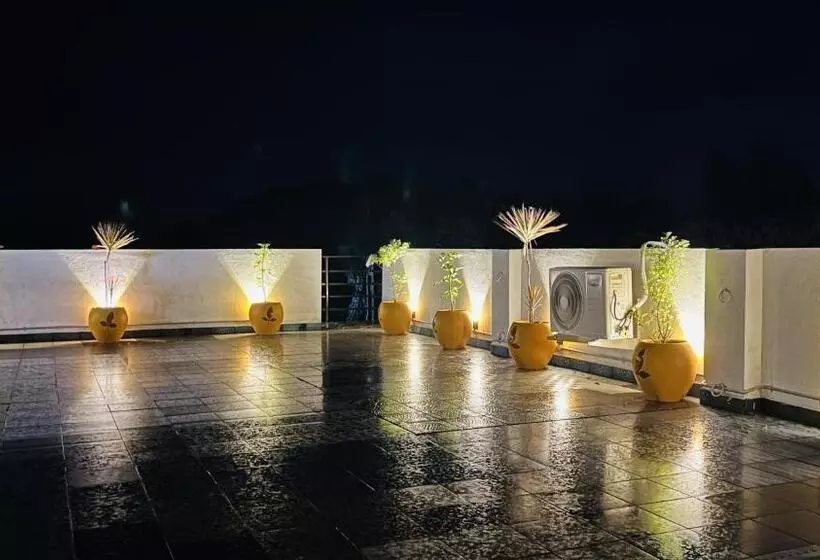 Majatalo Eden Beach Resort