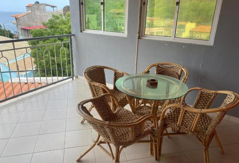 استراحتگاه Porton D Holanda