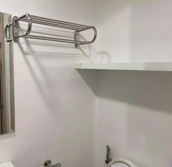 Suzi S Place @ Green 2 Residences Free Wi Fi & Netflix