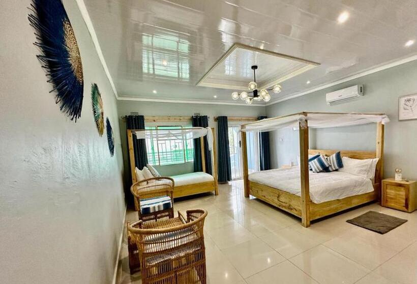 هتل Ndau Lodge
