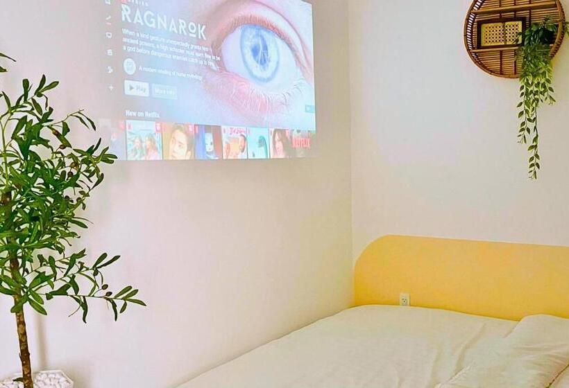 The Little House Cotton White