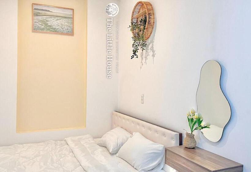 The Little House Cotton White