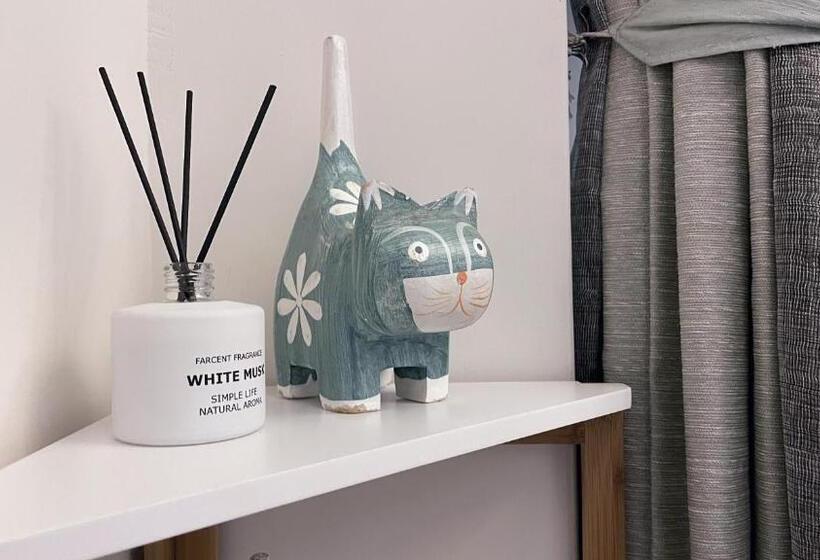 تختخواب و صبحانه Angel Inn