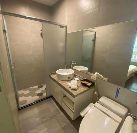 تختخواب و صبحانه Angel Inn