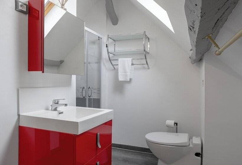 تختخواب و صبحانه Clos D Allonne