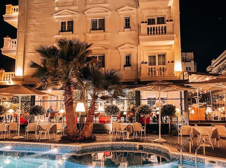 Flower Hotels & Resorts