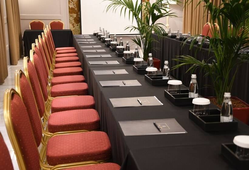 Flower Hotels & Resorts