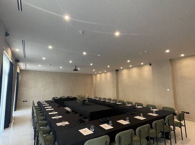 Flower Hotels & Resorts