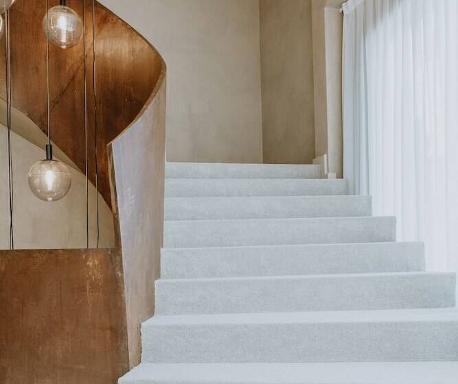 Flower Hotels & Resorts