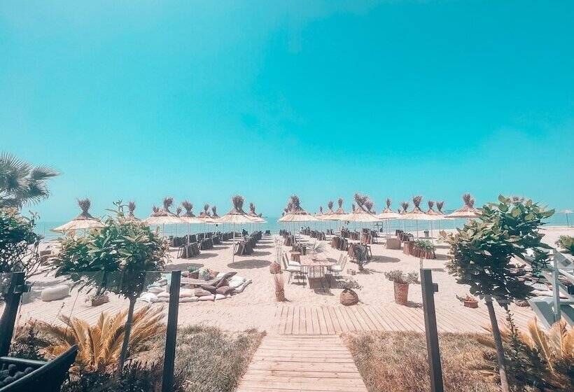 Flower Hotels & Resorts