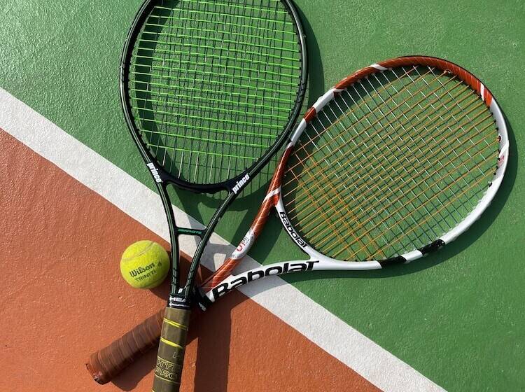 Flower Hotels & Resorts