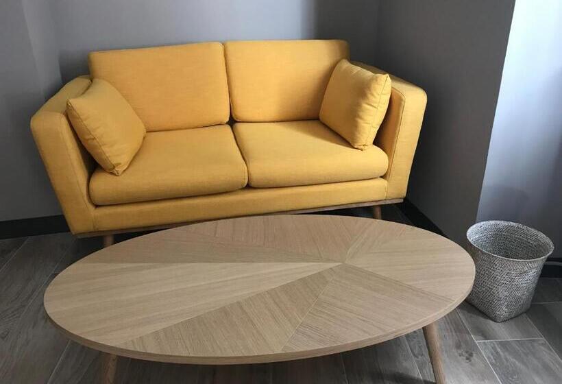 ホテル Hôtel Restaurant D'alibert