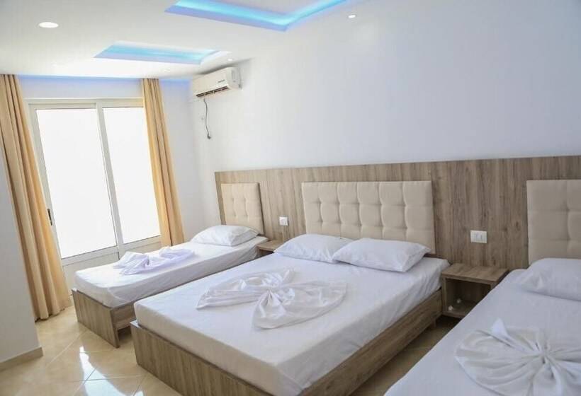 בית מלון כפרי Lakaj