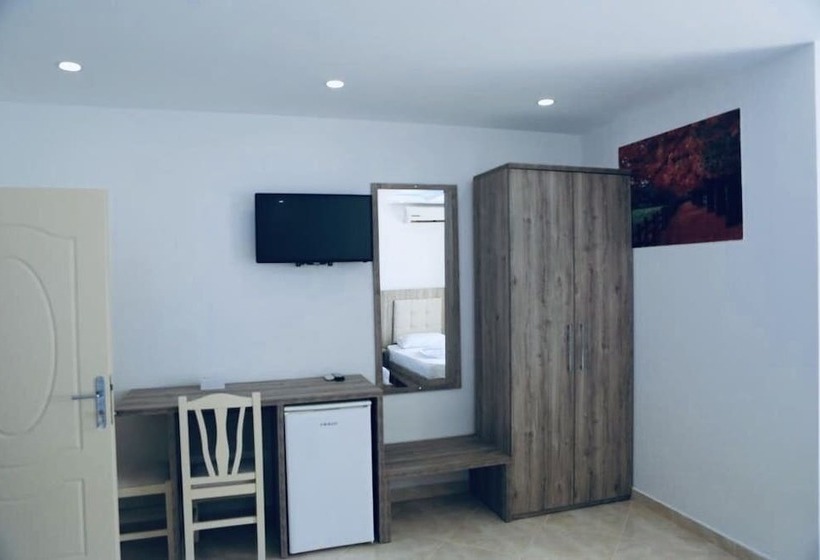 בית מלון כפרי Lakaj