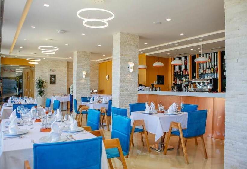 בית מלון כפרי Luxury