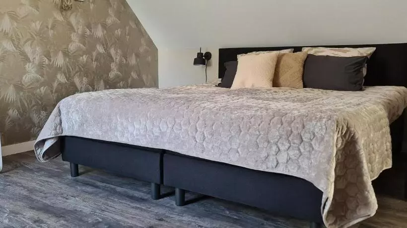 ベッドアンドブレックファースト La Vita Veluwe