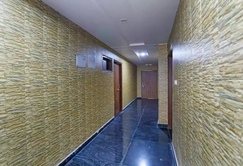 Hotelli Oyo Flagship Guddan Banquet Hall