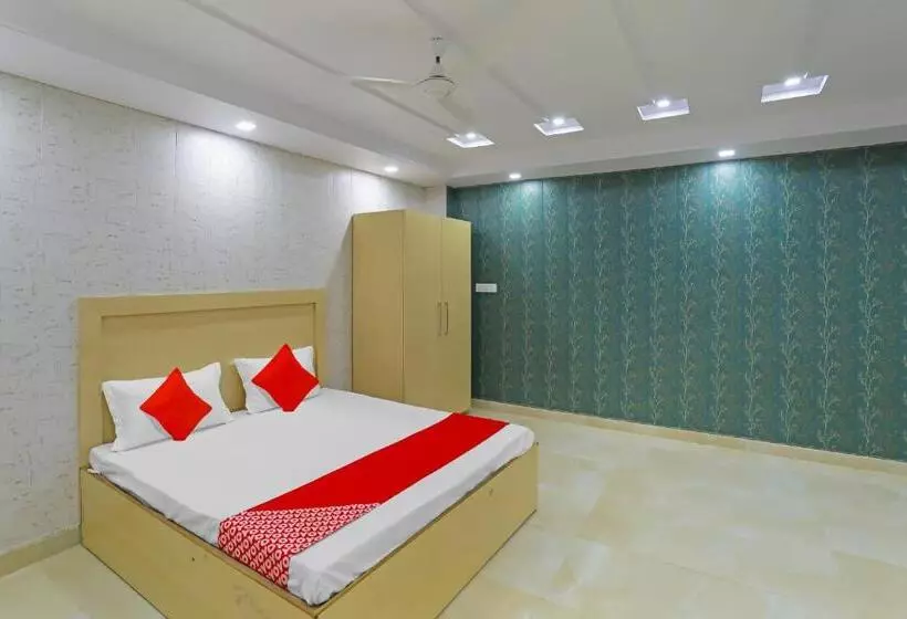 Hotelli Oyo Flagship Guddan Banquet Hall
