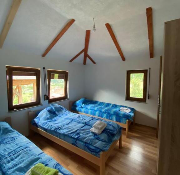 هتل Shpija E Gjyshit Vuthaj