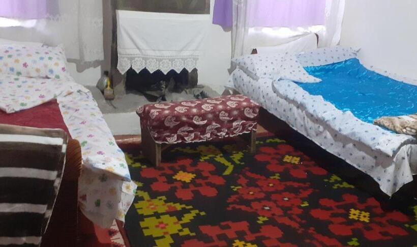 پانسیون Guest House In Buhal