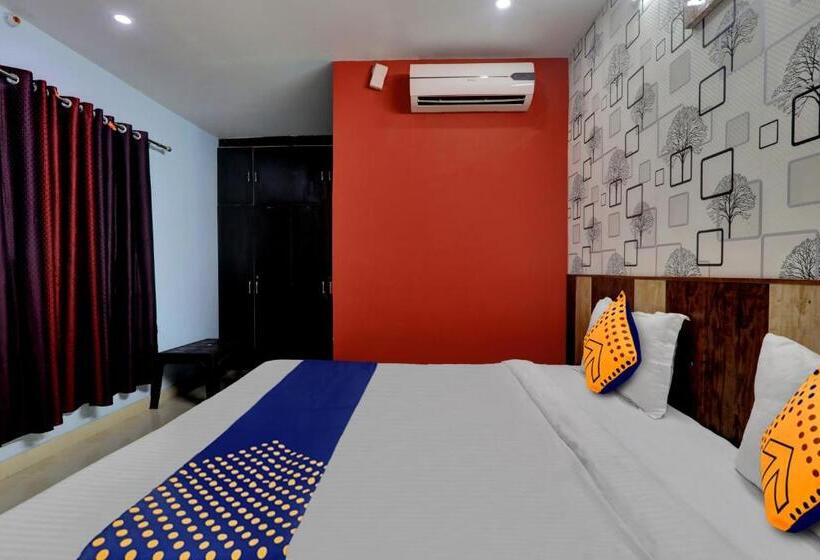 Spot On Hotel C S Tower