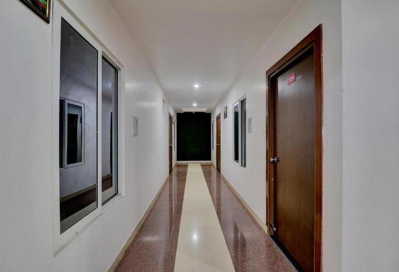 Spot On Hotel C S Tower