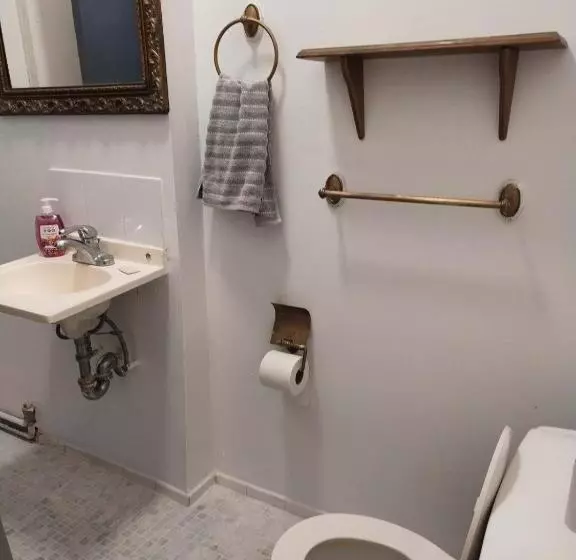 Retkeilymaja Macaw Guest House