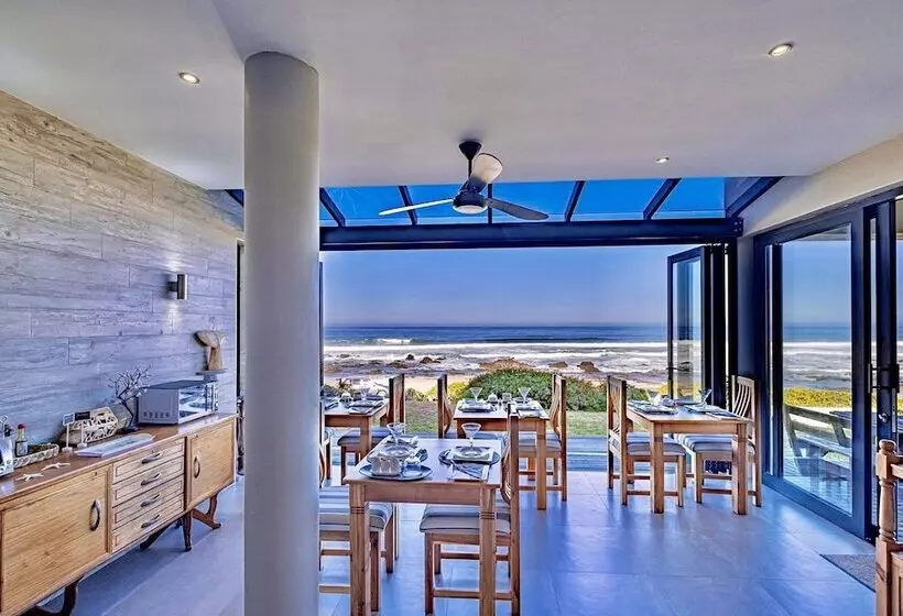 Aamiaismajoitus (B&B) Sawubona Guesthouse