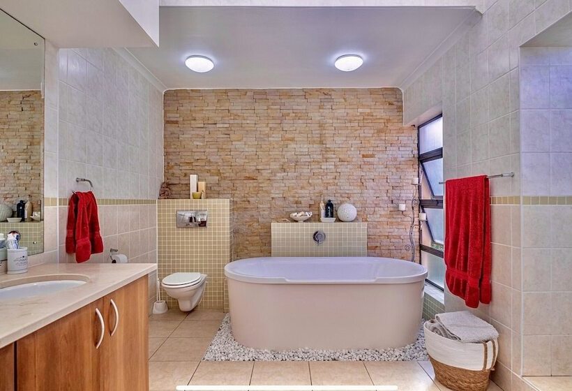 مبيت وإفطار Sawubona Guesthouse