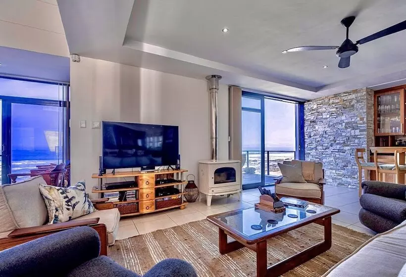 Aamiaismajoitus (B&B) Sawubona Guesthouse