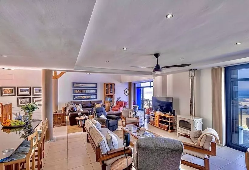 Aamiaismajoitus (B&B) Sawubona Guesthouse