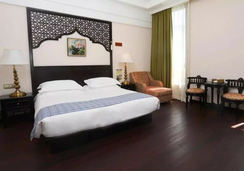 Greentree Eastern Hotel Yueqing Shifu Chenmu Square