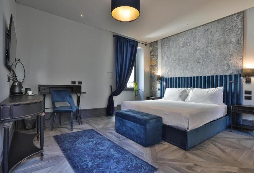 پانسیون Forvm Bijouxs