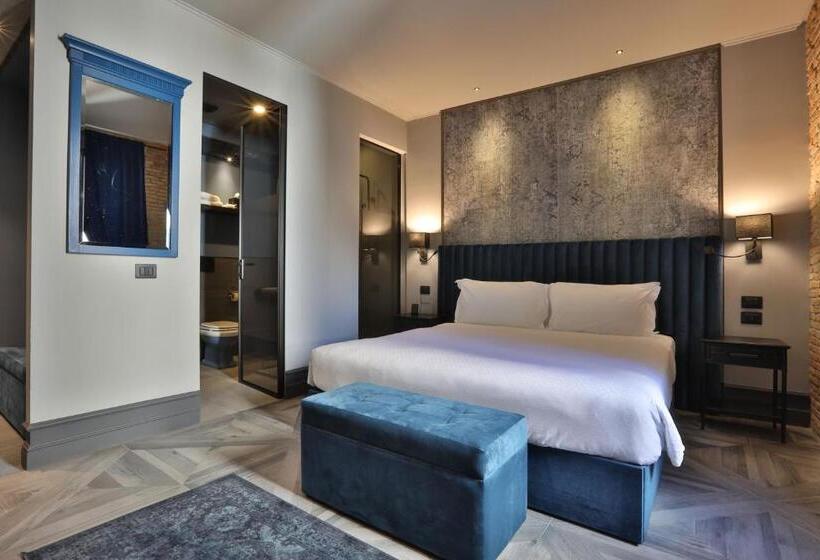 پانسیون Forvm Bijouxs