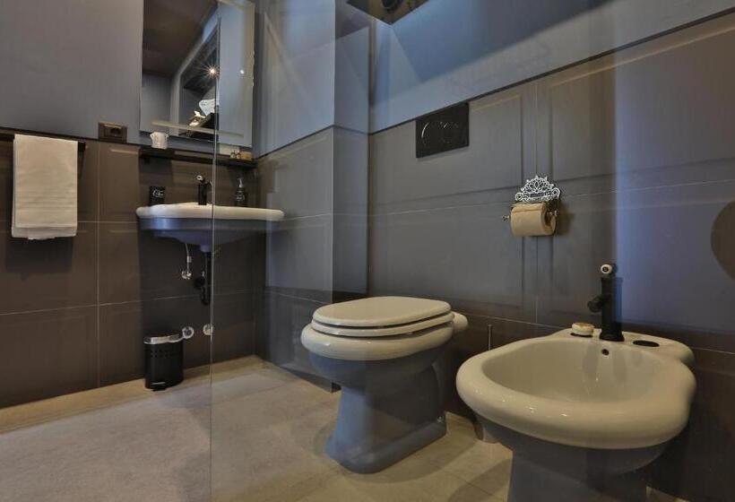 پانسیون Forvm Bijouxs