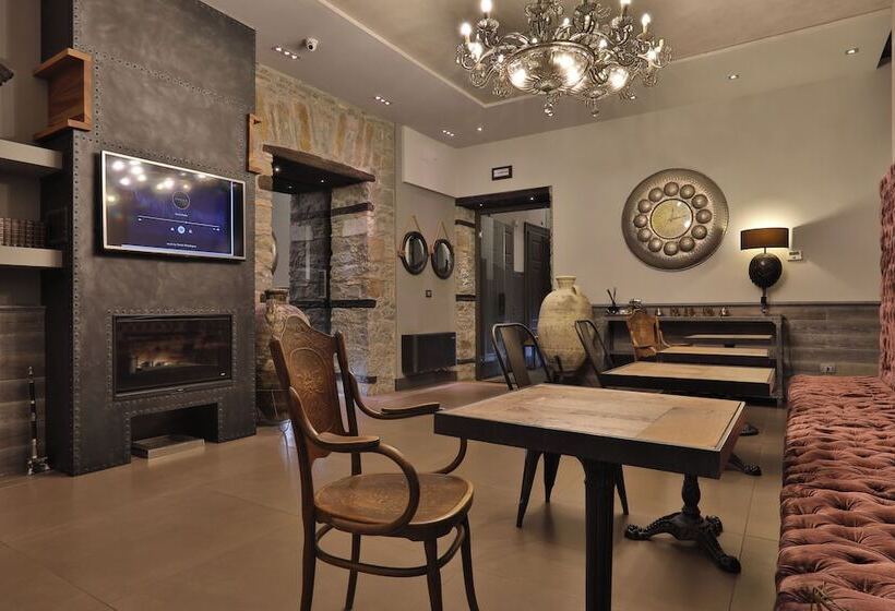 پانسیون Forvm Bijouxs