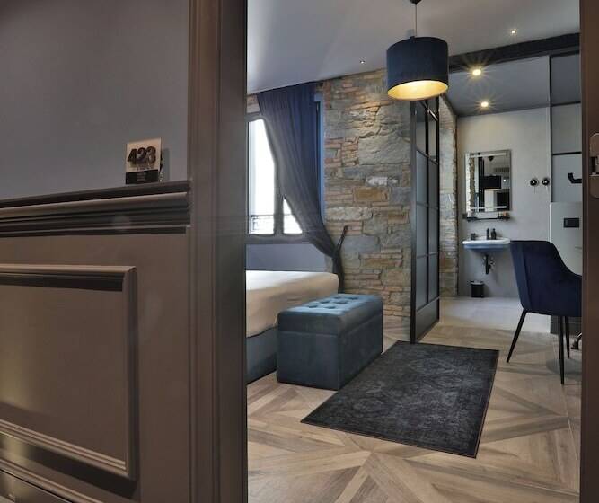 پانسیون Forvm Bijouxs