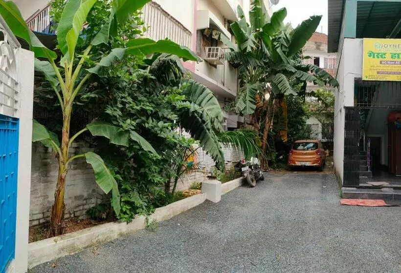 ペンション Joynest Guest House