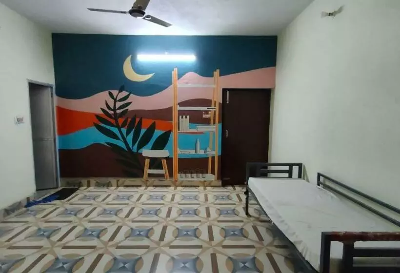 ペンション Joynest Guest House