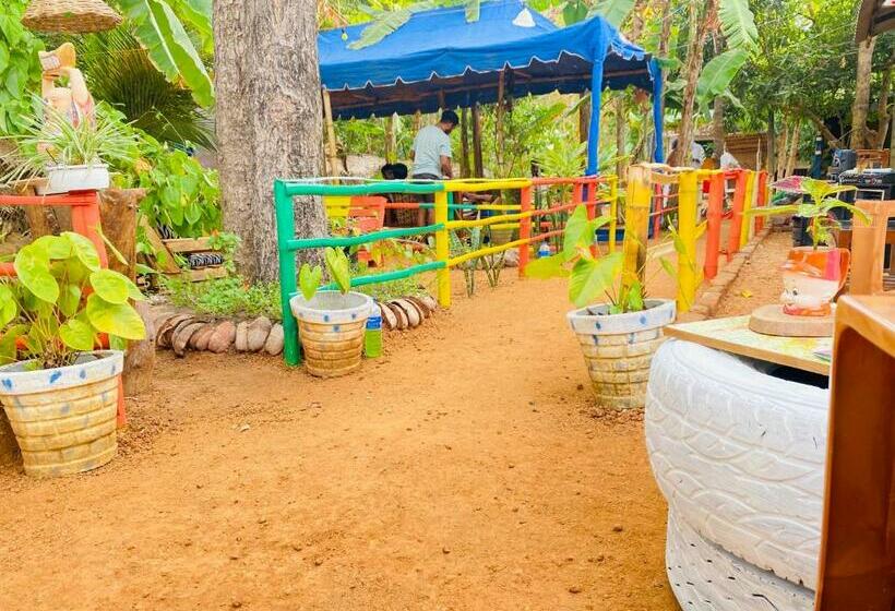 Reggae Paradise Hostel