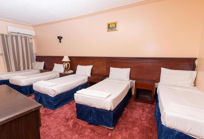 فندق برج العالم