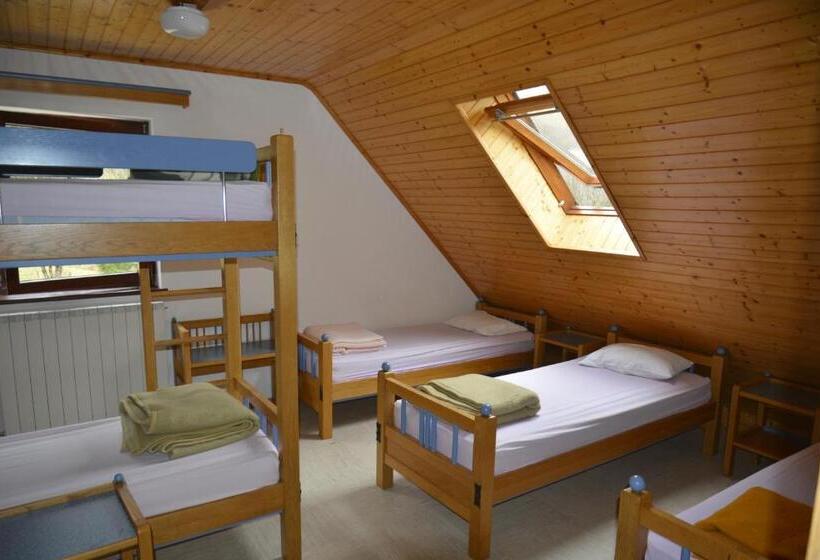 هاستل Pus Bavšica