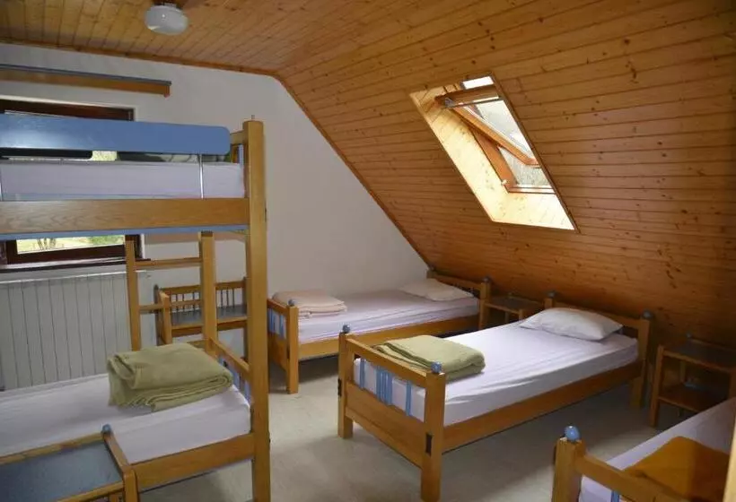 هاستل Pus Bavšica