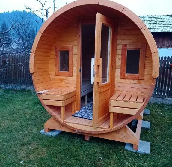 Hotelli Casa De Vacanta Eva