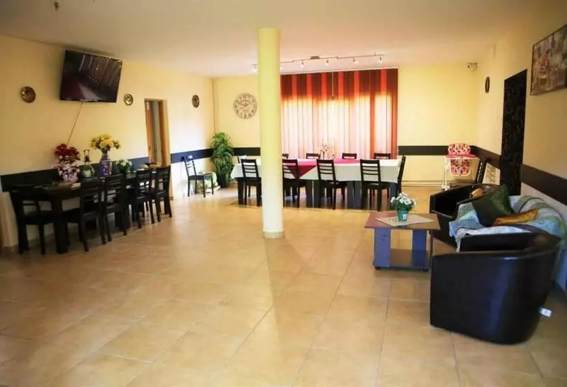 Hotelli Casa De Vacanta Eva